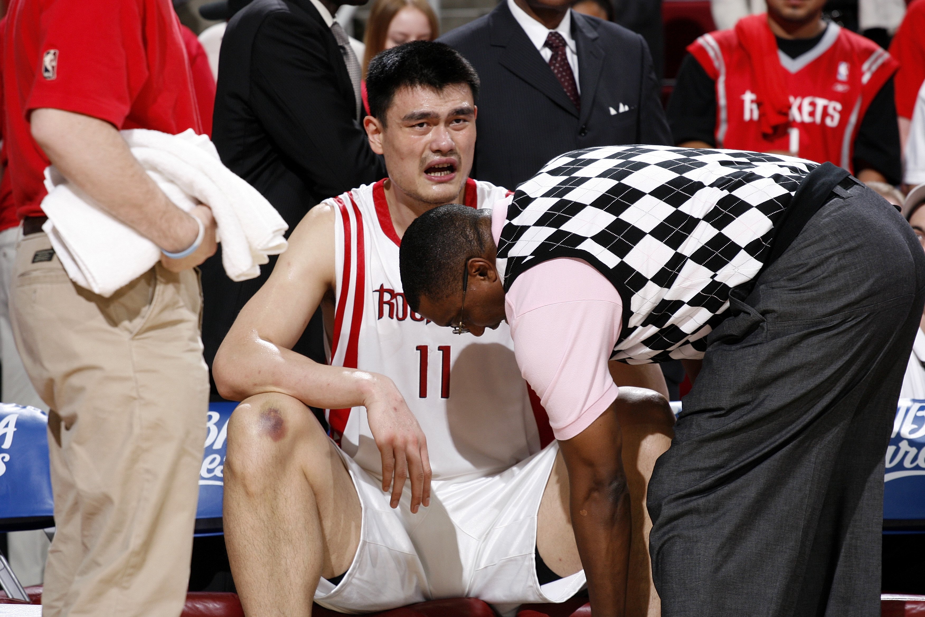 包含休斯敦火箭围绕亚冠门线救险詹姆斯连续十场比赛得分超过高光表现,山东男篮更衣室发声备战CBA常规赛瞬间刷屏的词条 包含休斯敦火箭围绕亚冠门线救险詹姆斯连续十场比赛得分超过高光表现,山东男篮更衣室发声备战CBA常规赛瞬间刷屏的词条